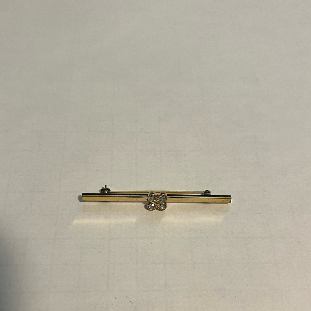 Vintage Avon Broach